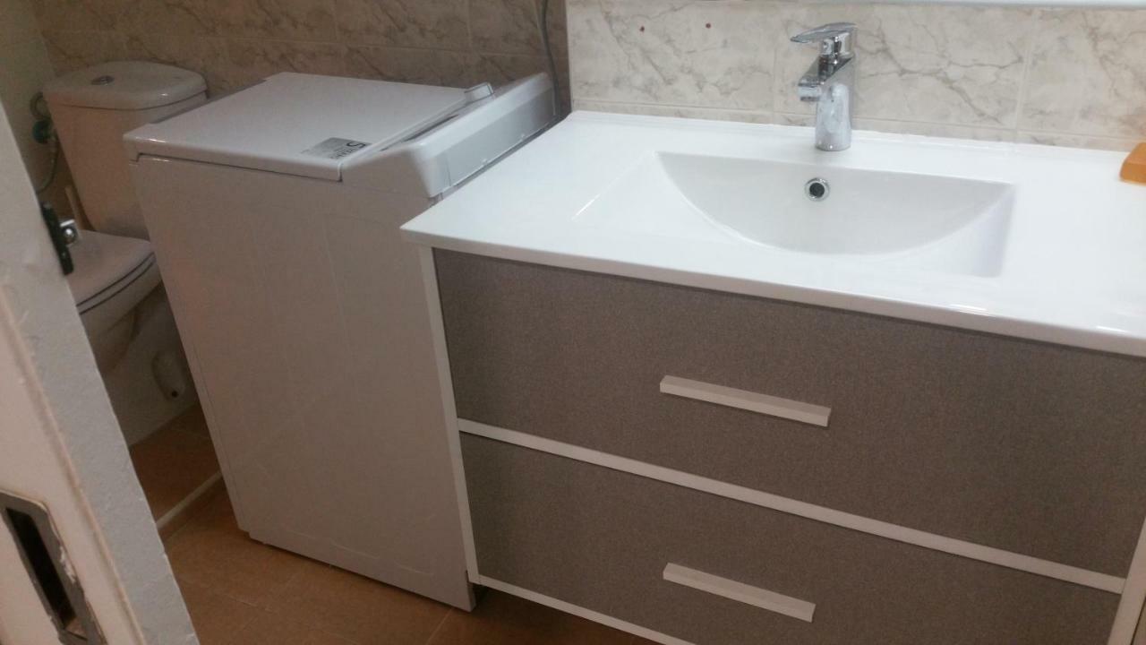 Apartamento Junto Al Puerto De Fuengirola Apartment Екстериор снимка