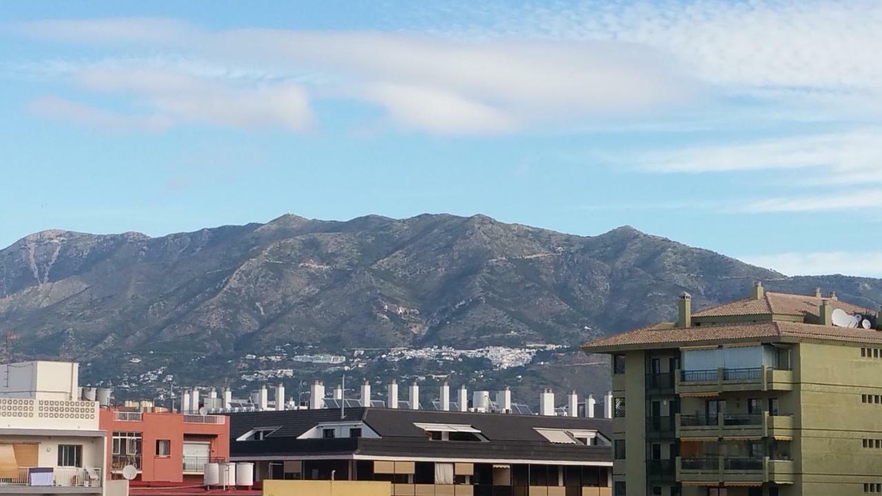 Apartamento Junto Al Puerto De Fuengirola Apartment Екстериор снимка